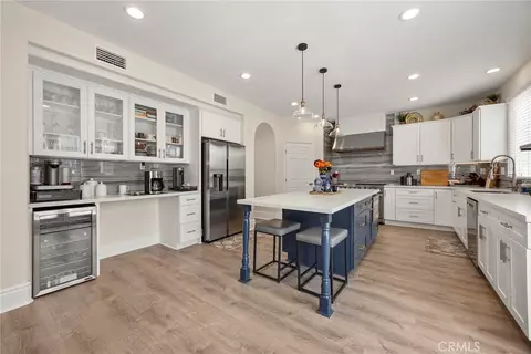 Kitchen - 16 Kempton Ln, Ladera Ranch, CA 92694 photo 1 of 6