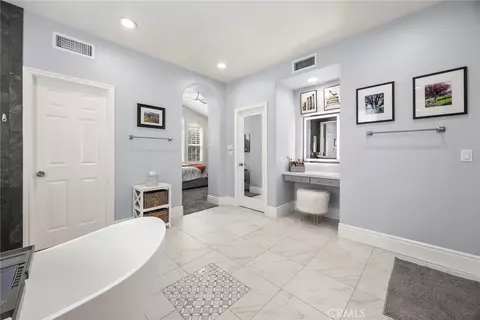 Entry Way - 16 Kempton Ln, Ladera Ranch, CA 92694 photo 8 of 8