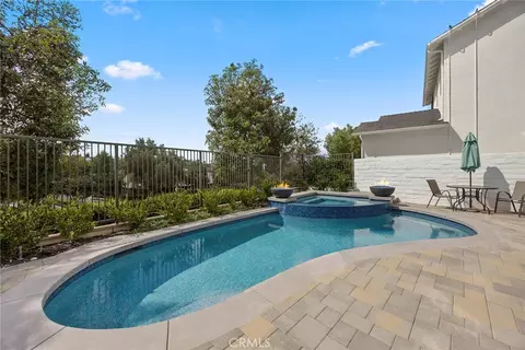 Exterior - 16 Kempton Ln, Ladera Ranch, CA 92694 photo 6 of 12