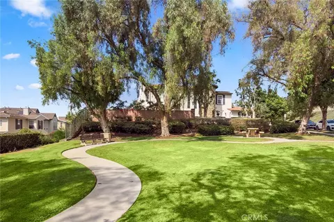 Exterior - 16 Kempton Ln, Ladera Ranch, CA 92694 photo 11 of 12