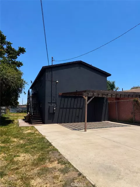 10974 Willowbrook Ave, Los Angeles, CA 90059