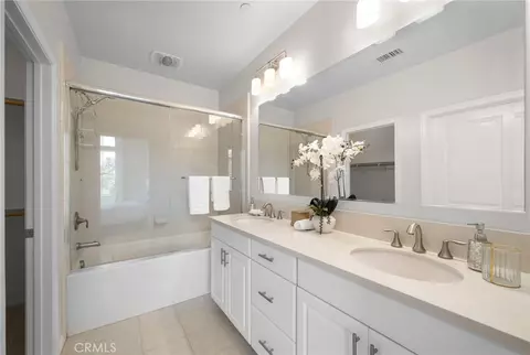 Bath - 110 Rose Arch, Irvine, CA 92620 photo 1 of 2