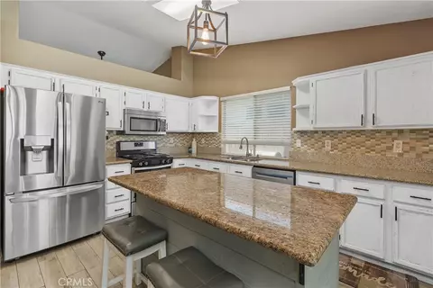2916 Hampton, Hemet, CA 92545 photo 11