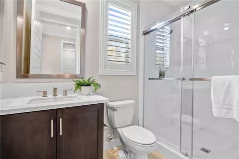 Bath - 58 Sagan Way, Irvine, CA 92618 photo 1 of 5