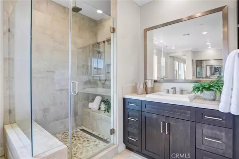 Bath - 58 Sagan Way, Irvine, CA 92618 photo 3 of 5