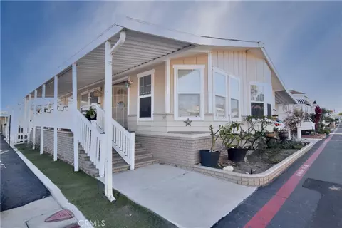 9850 Garfield Ave #110, Huntington Beach, CA 92646