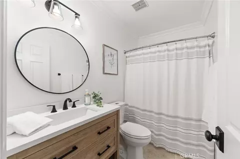 Bath - 512 Butte Ct, Brea, CA 92821 photo 1 of 2