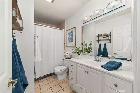 Bath - 512 Butte Ct, Brea, CA 92821 photo 2 of 2
