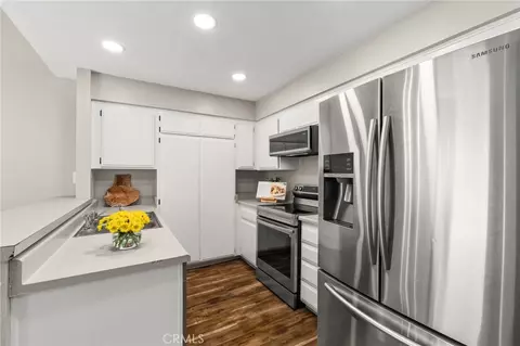 Kitchen - 512 Butte Ct, Brea, CA 92821 photo 2 of 4
