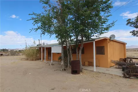 Exterior - 37950 End, Lucerne Valley, CA 92356 photo 1 of 5