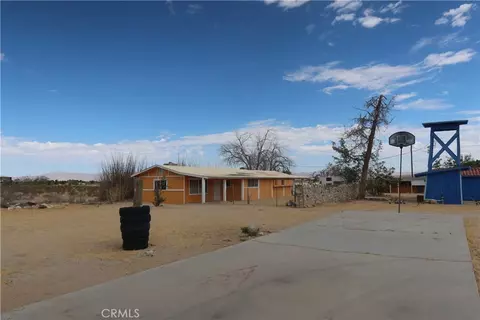 Exterior - 37950 End, Lucerne Valley, CA 92356 photo 3 of 5