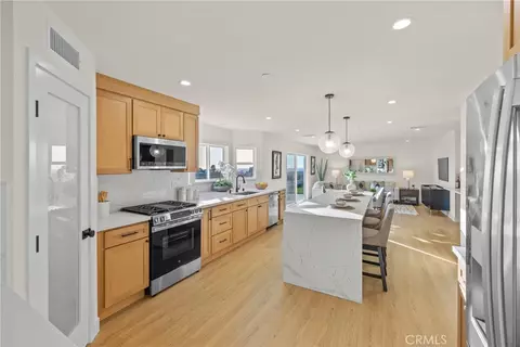 Kitchen - 4807 Cinco Vw, Whittier, CA 90601 photo 2 of 8