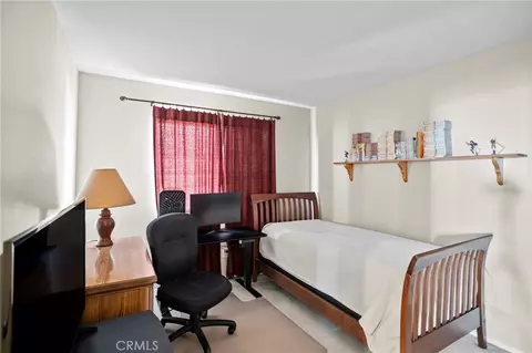 Bedroom - 1372 Haddington Dr, Riverside, CA 92507 photo 5 of 5