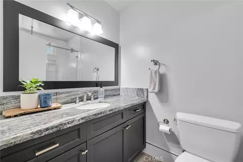 Bath - 745 E Barkley Ave, Orange, CA 92867 photo 3 of 4