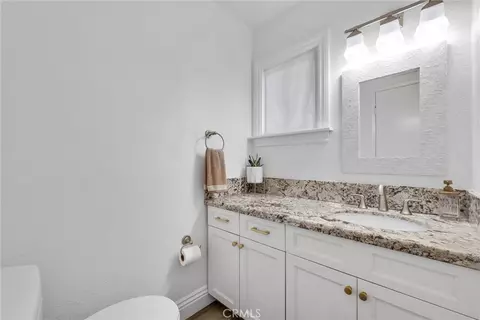 Bath - 745 E Barkley Ave, Orange, CA 92867 photo 1 of 4