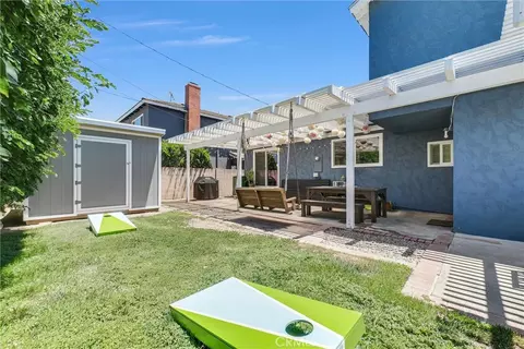 Exterior - 745 E Barkley Ave, Orange, CA 92867 photo 4 of 8