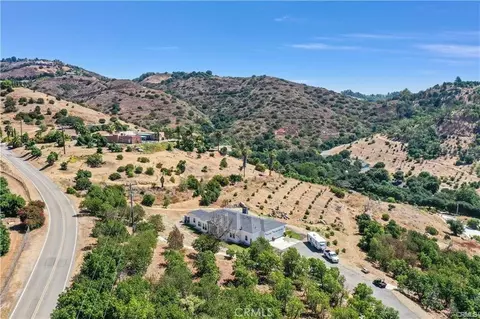 View/Area - 47400 Via Vaquero, Temecula, CA 92590 photo 1 of 3