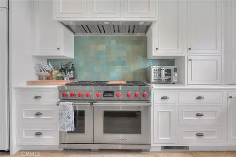 Kitchen - 5590 E The Toledo, Long Beach, CA 90803 photo 3 of 7