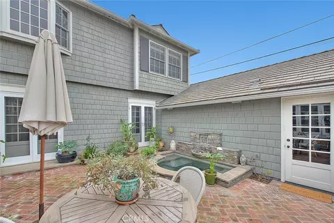 Exterior - 5590 E The Toledo, Long Beach, CA 90803 photo 11 of 17