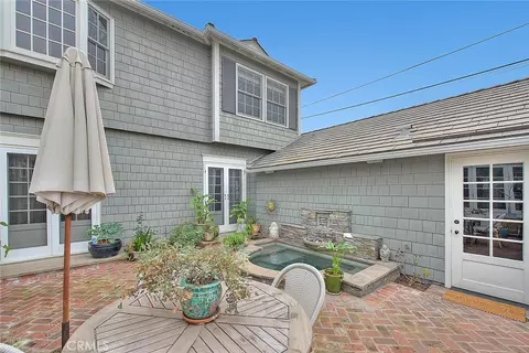 Exterior - 5590 E The Toledo, Long Beach, CA 90803 photo 10 of 16