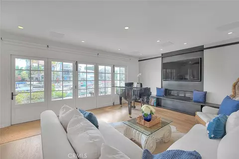 Living - 5590 E The Toledo, Long Beach, CA 90803 photo 1 of 5