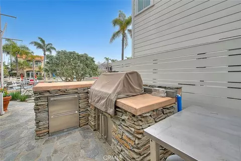 Kitchen - 5590 E The Toledo, Long Beach, CA 90803 photo 1 of 8