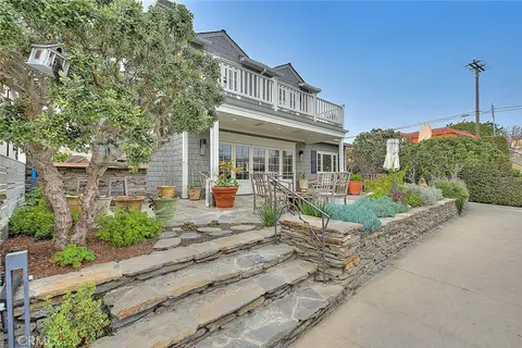 Exterior - 5590 E The Toledo, Long Beach, CA 90803 photo 1 of 16