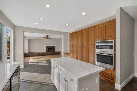 Kitchen - 45084 Vine Clf, Temecula, CA 92592 photo 3 of 3
