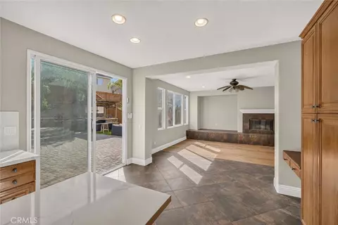 Living - 45084 Vine Clf, Temecula, CA 92592 photo 10 of 12