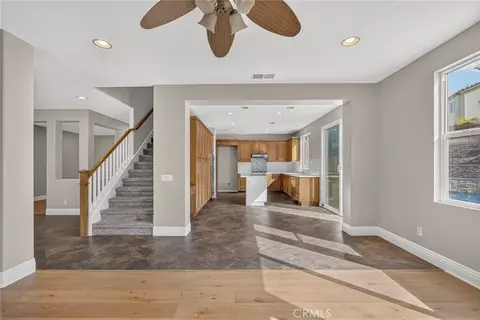 Entry Way - 45084 Vine Clf, Temecula, CA 92592 photo 2 of 6
