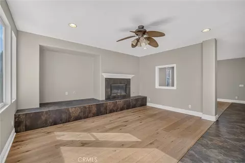 Living - 45084 Vine Clf, Temecula, CA 92592 photo 6 of 12