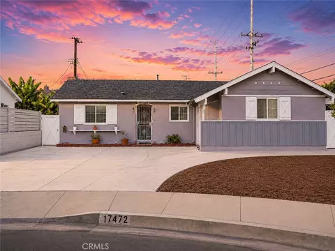17472 Waal Cir, Huntington Beach, CA 92647
