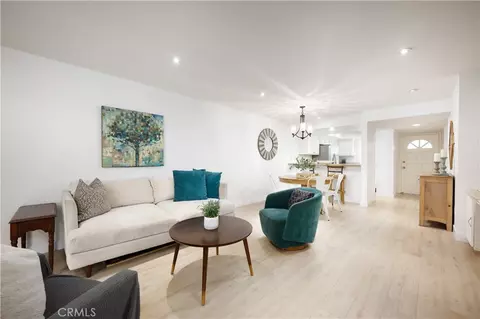 4682 Warner #C110, Huntington Beach, CA 92649
