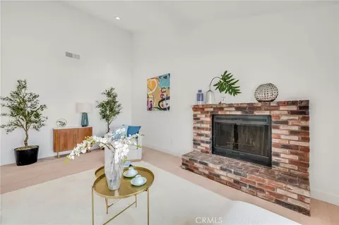6425 Stover, Riverside, CA 92505 photo 5