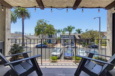 Exterior - 1525 E Appleton St #201, Long Beach, CA 90802 photo 1 of 9