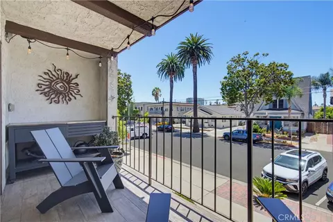 Exterior - 1525 E Appleton St #201, Long Beach, CA 90802 photo 2 of 9