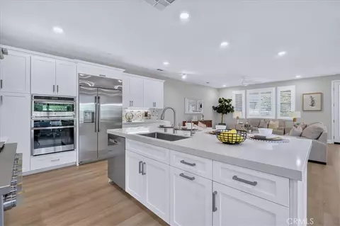 170 Chorus, Irvine, CA 92618 photo 12