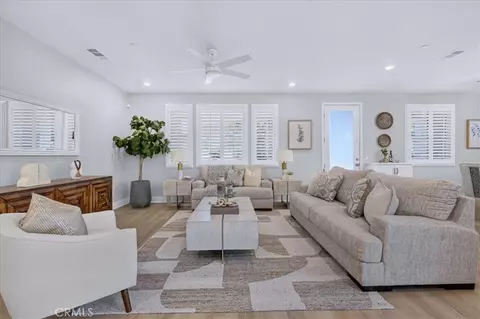 170 Chorus, Irvine, CA 92618 photo 8
