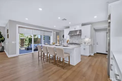 170 Chorus, Irvine, CA 92618 photo 9