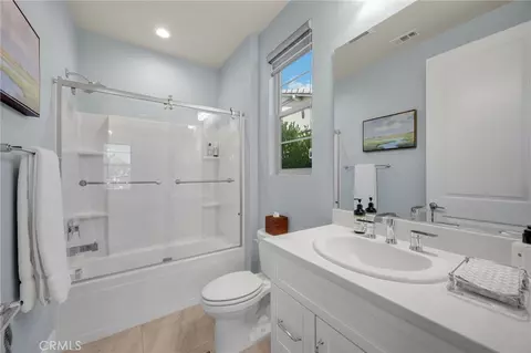 Bath - 3692 Glorietta Pl, Brea, CA 92823 photo 1 of 5