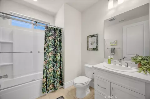 Bath - 3692 Glorietta Pl, Brea, CA 92823 photo 4 of 5