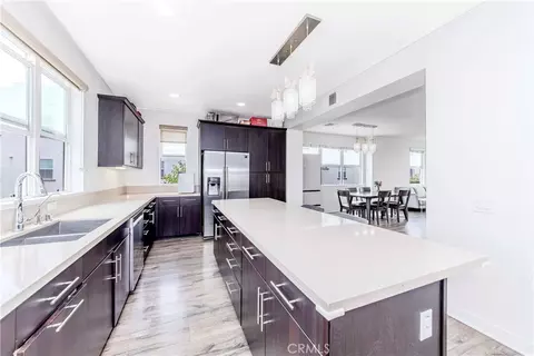 Kitchen - 9213 Sunshine Pl, Downey, CA 90240 photo 4 of 4