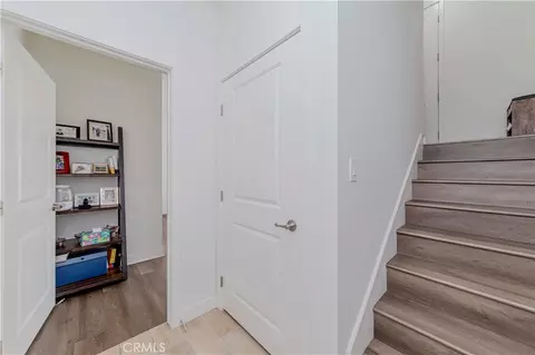 Entry Way - 9213 Sunshine Pl, Downey, CA 90240 photo 2 of 3