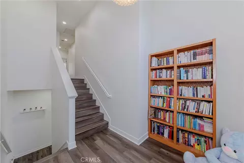 Entry Way - 9213 Sunshine Pl, Downey, CA 90240 photo 1 of 3