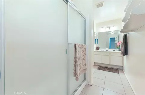 Bath - 174 Spanish Moss Pl, Camarillo, CA 93010 photo 5 of 5