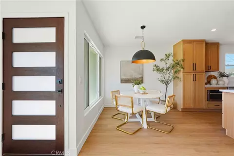 Entry Way - 2018 N Parmelee, Compton, CA 90222 photo 1 of 3