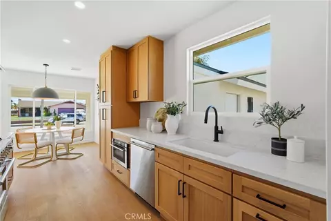 Kitchen - 2018 N Parmelee, Compton, CA 90222 photo 5 of 5
