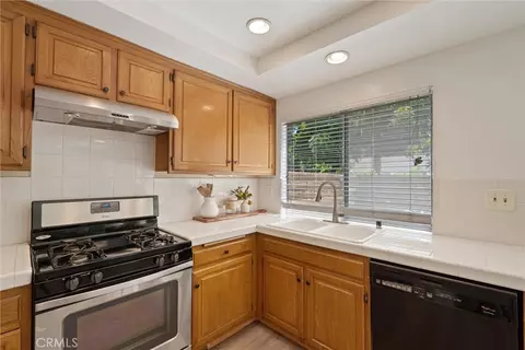 Kitchen - 12 Tortoise Shell, Irvine, CA 92604 photo 4 of 4
