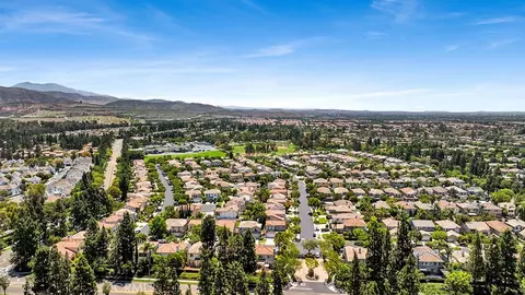 View/Area - 933 Somerville, Irvine, CA 92620 photo 6 of 6