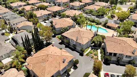 View/Area - 933 Somerville, Irvine, CA 92620 photo 4 of 6
